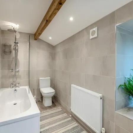 2 Bed In Bradley Oc-ds1062 Holiday home *